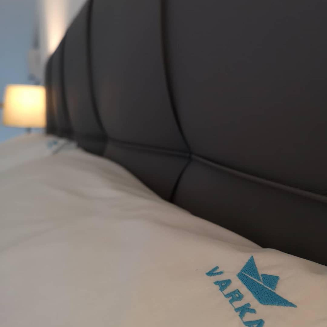 Varka Rooms Nikíti Eksteriør bilde